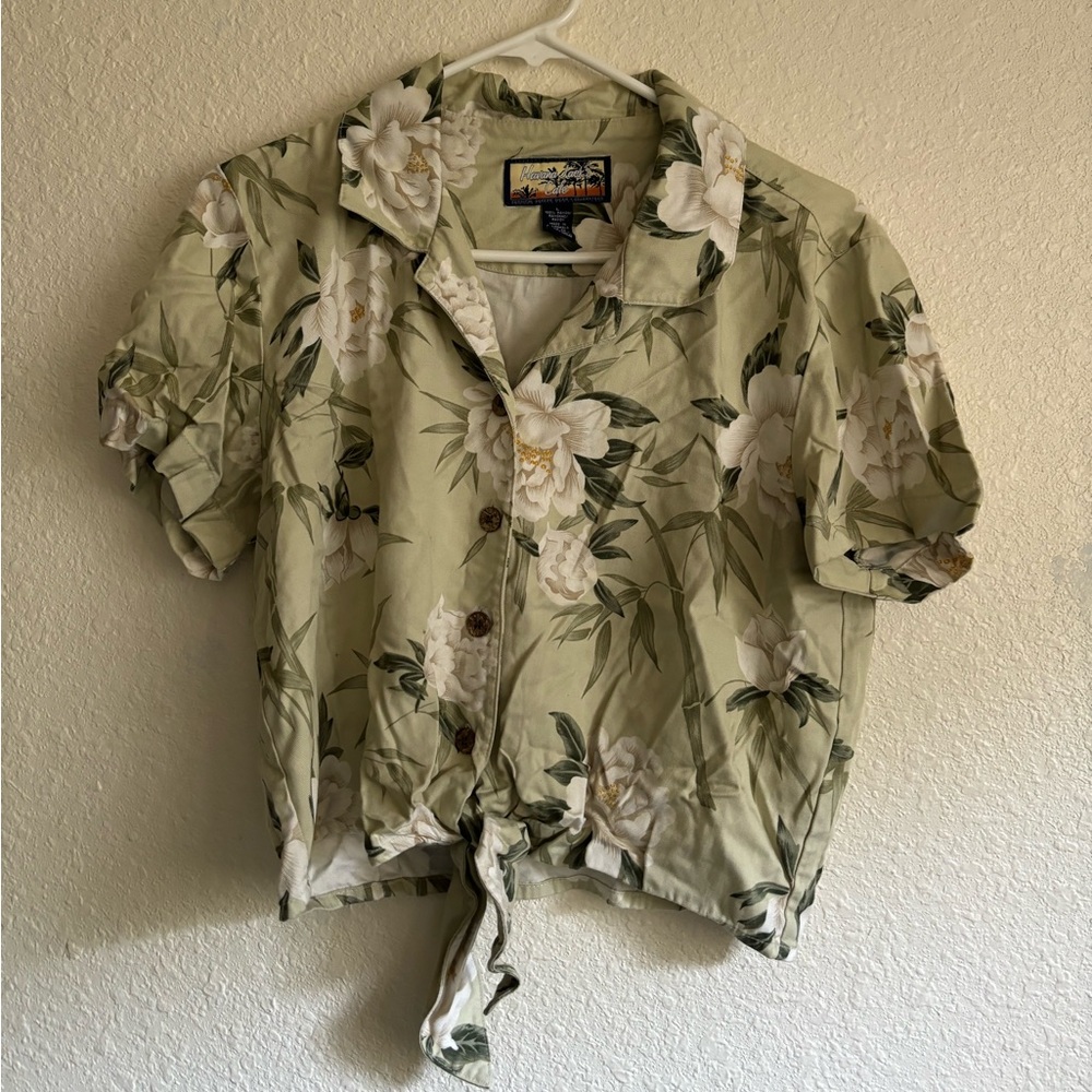 Havana jack’s cafe tie-front peony shirt
